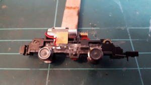 G10